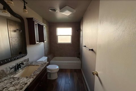 Снять в аренду виллу или дом в Сарасота, Флорида 3 комнаты, 93.83м2, № 1866473 - фото 10