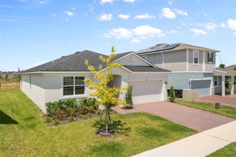 House in Clermont, Florida 4 bedrooms, 186.64 sq.m. № 2321065 - photo 2