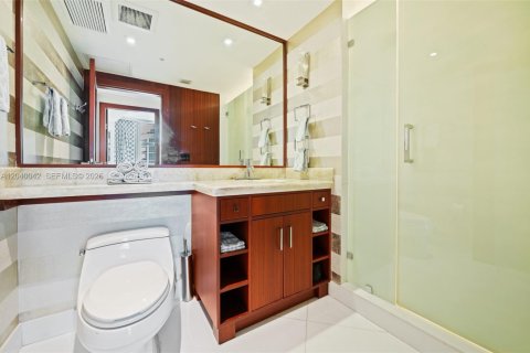 Condominio en alquiler en Sunny Isles Beach, Florida, 3 dormitorios, 280.19 m2 № 2086173 - foto 29