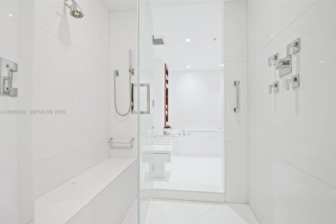 Condominio en alquiler en Sunny Isles Beach, Florida, 3 dormitorios, 280.19 m2 № 2086173 - foto 26