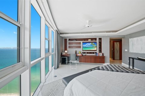 Condominio en alquiler en Sunny Isles Beach, Florida, 3 dormitorios, 280.19 m2 № 2086173 - foto 17
