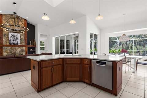 House in Venice, Florida 3 bedrooms, 222.13 sq.m. № 2142853 - photo 29