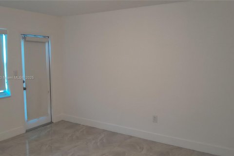 Copropriété à vendre à Miami Beach, Floride: 1 chambre, 54.81 m2 № 1857365 - photo 7