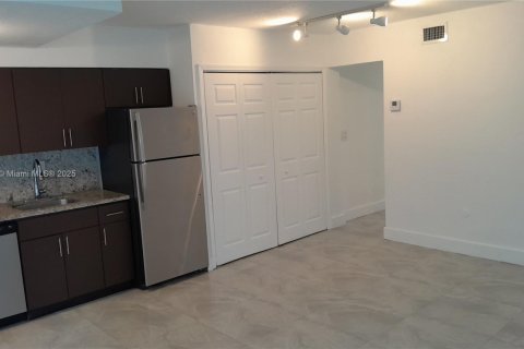 Copropriété à vendre à Miami Beach, Floride: 1 chambre, 54.81 m2 № 1857365 - photo 4
