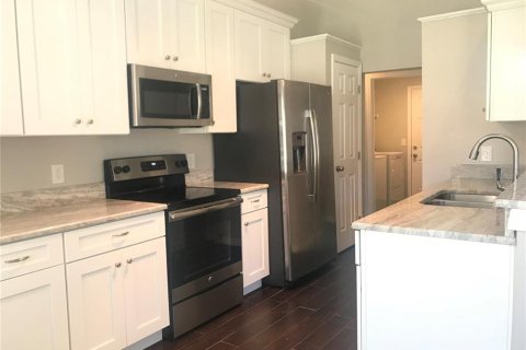 Casa en venta en Orlando, Florida, 3 dormitorios, 136.66 m2 № 1772199 - foto 9