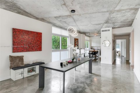 Copropriété à vendre à Miami Beach, Floride: 2 chambres, 194.17 m2 № 1836679 - photo 5