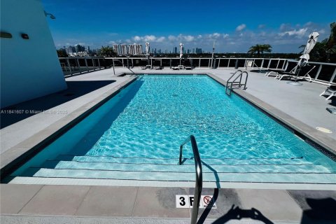 Copropriété à vendre à Miami Beach, Floride: 2 chambres, 194.17 m2 № 1836679 - photo 26