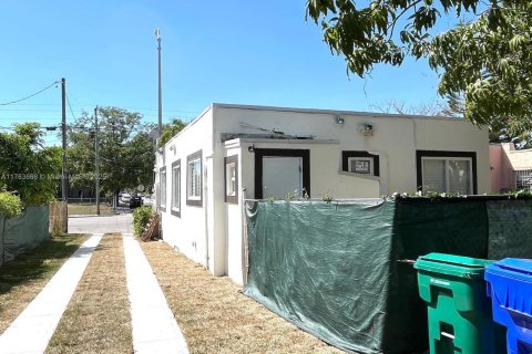 Propiedad comercial en venta en Miami, Florida, 163.79 m2 № 1860701 - foto 5