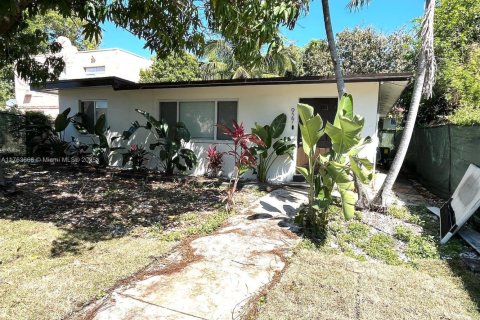 Propiedad comercial en venta en Miami, Florida, 163.79 m2 № 1860701 - foto 21