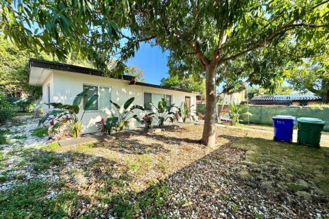 Propiedad comercial en venta en Miami, Florida, 163.79 m2 № 1860701 - foto 22