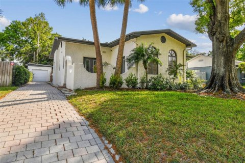 Casa en alquiler en Tampa, Florida, 3 dormitorios, 154.31 m2 № 2145625 - foto 6