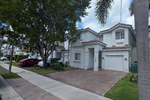Villa ou maison à Doral, Floride 3 chambres, 214.79 m2 № 1952437