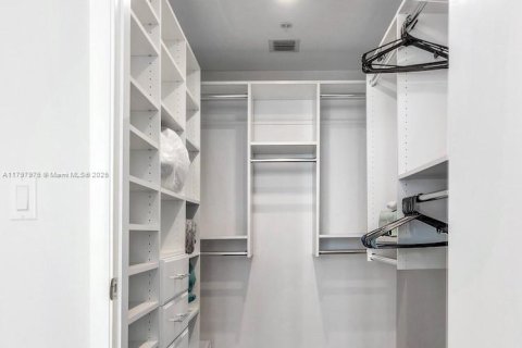 Купить кондоминиум в Уэст-Палм-Бич, Флорида 1 спальня, 70.14м2, № 1963451 - фото 12