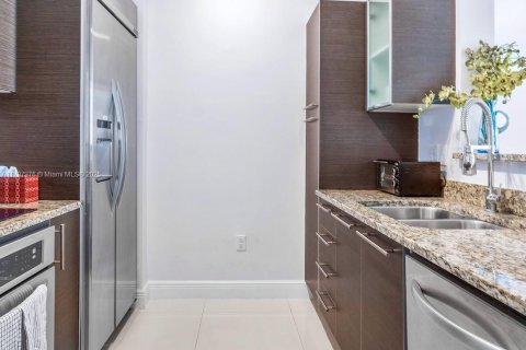 Купить кондоминиум в Уэст-Палм-Бич, Флорида 1 спальня, 70.14м2, № 1963451 - фото 9