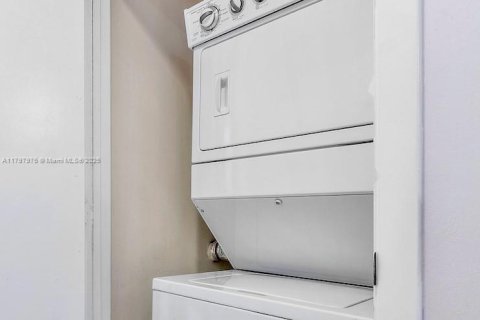 Купить кондоминиум в Уэст-Палм-Бич, Флорида 1 спальня, 70.14м2, № 1963451 - фото 13