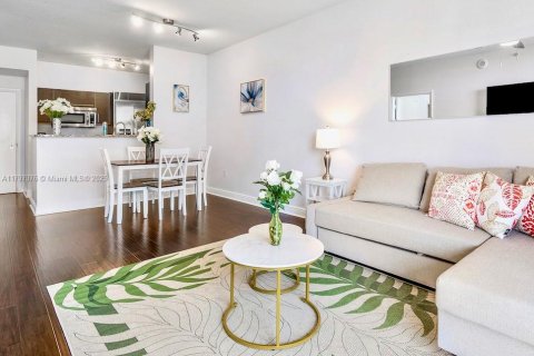 Купить кондоминиум в Уэст-Палм-Бич, Флорида 1 спальня, 70.14м2, № 1963451 - фото 4