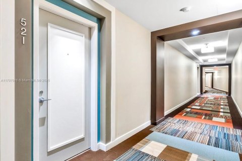 Купить кондоминиум в Уэст-Палм-Бич, Флорида 1 спальня, 70.14м2, № 1963451 - фото 18