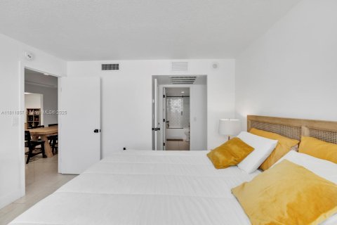 Condominio en venta en Miami Beach, Florida, 2 dormitorios, 95.78 m2 № 1875165 - foto 12
