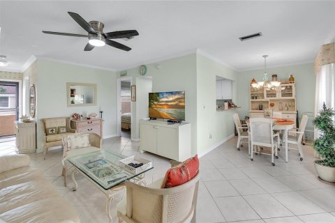 Condo in Bradenton, Florida, 2 bedrooms  № 1523455 - photo 5