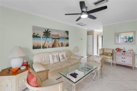 Condo in Bradenton, Florida, 2 bedrooms  № 1523455 - photo 16