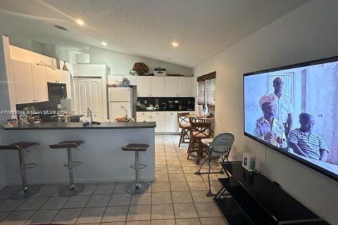 House in Boca Raton, Florida 3 bedrooms, 166.76 sq.m. № 1766885 - photo 6