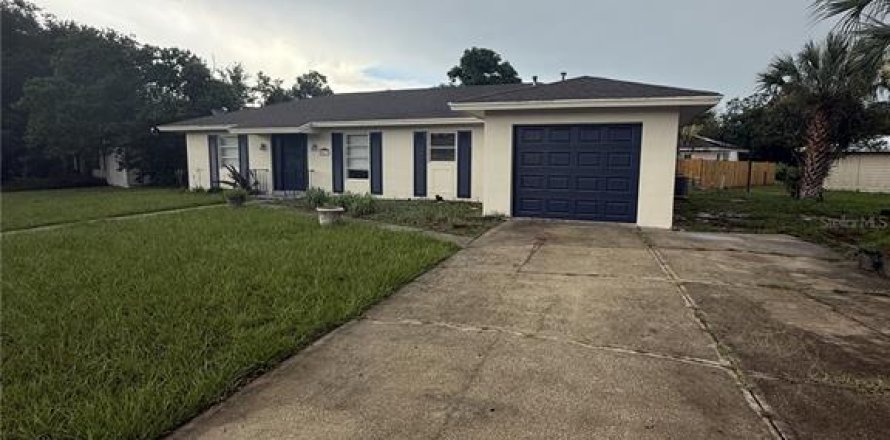 Villa ou maison à Deltona, Floride 3 chambres, 126.25 m2 № 2167751