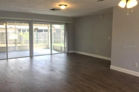 Villa ou maison à louer à Deltona, Floride: 3 chambres, 126.25 m2 № 2167751 - photo 6
