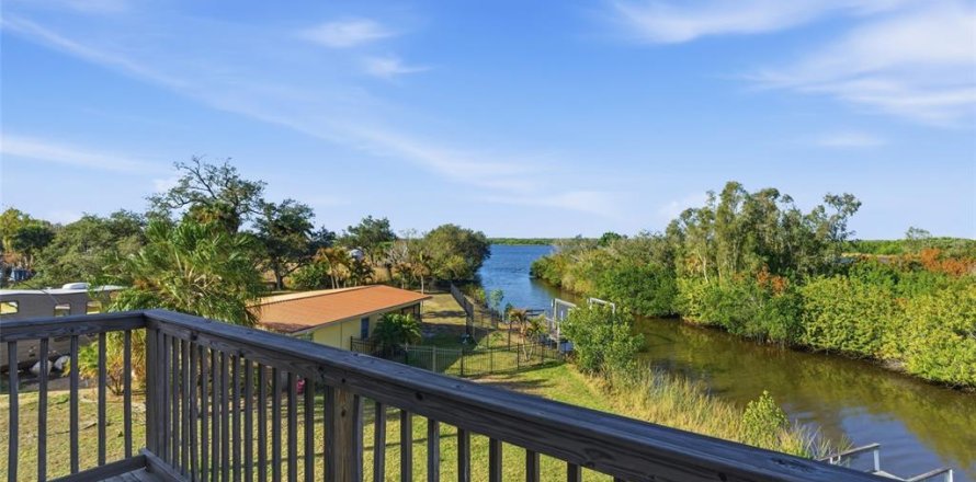 Villa ou maison à Punta Gorda, Floride 2 chambres, 164.25 m2 № 2167547