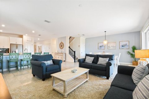 Casa en venta en Kissimmee, Florida, 8 dormitorios, 409.79 m2 № 1849425 - foto 5