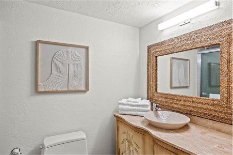 Condo in Sarasota, Florida, 2 bedrooms  № 1687977 - photo 6