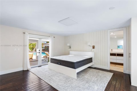 Villa ou maison à louer à Pinecrest, Floride: 5 chambres, 339.84 m2 № 2300019 - photo 9