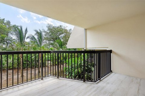Touwnhouse à vendre à Aventura, Floride: 2 chambres, 232.26 m2 № 2171130 - photo 30