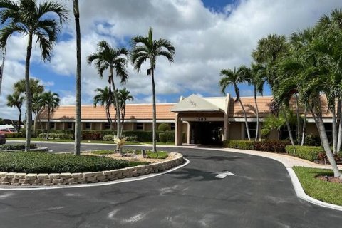 Apartment in West Palm Beach, Florida 2 bedrooms, 92.9 sq.m. № 2083071 - photo 19