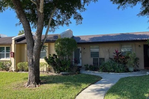 Apartment in West Palm Beach, Florida 2 bedrooms, 92.9 sq.m. № 2083071
