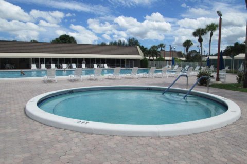 Apartment in West Palm Beach, Florida 2 bedrooms, 92.9 sq.m. № 2083071 - photo 20