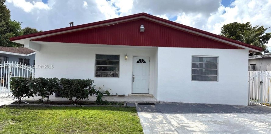Casa en Miami, Florida 3 dormitorios, 129.32 m2 № 2058591
