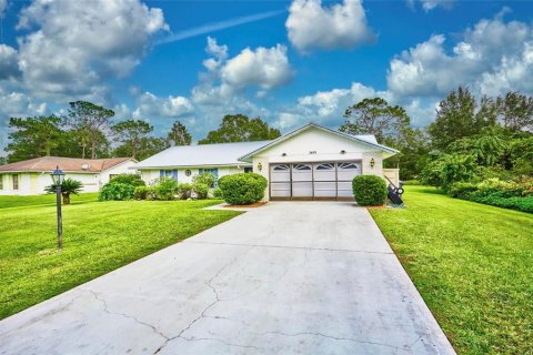 House in Indian lake estates, Florida 3 bedrooms, 152.73 sq.m. № 1717937 - photo 29
