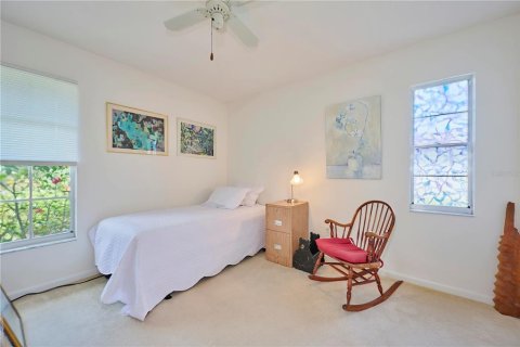 House in Indian lake estates, Florida 3 bedrooms, 152.73 sq.m. № 1717937 - photo 23