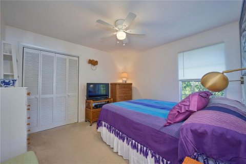 House in Indian lake estates, Florida 3 bedrooms, 152.73 sq.m. № 1717937 - photo 18