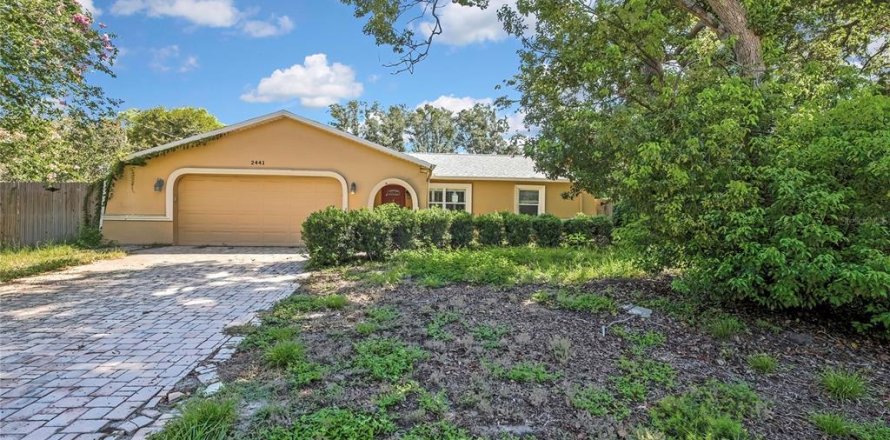 Villa ou maison à Spring Hill, Floride 3 chambres, 116.22 m2 № 2142651