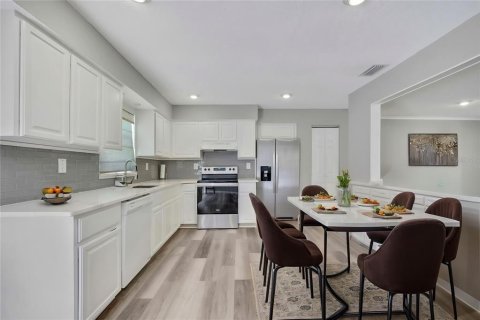 Villa ou maison à vendre à Spring Hill, Floride: 3 chambres, 116.22 m2 № 2142651 - photo 13