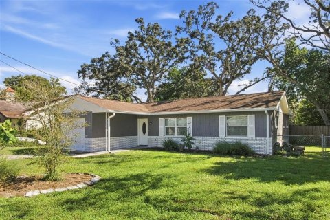 Villa ou maison à vendre à Spring Hill, Floride: 4 chambres, 135.27 m2 № 2399072 - photo 2