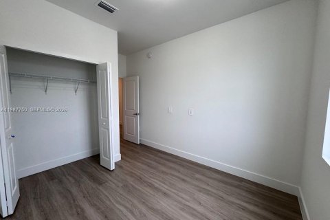 Adosado en alquiler en Homestead, Florida, 3 dormitorios, 174.75 m2 № 2050633 - foto 8