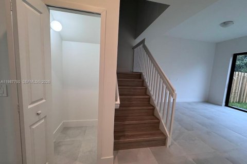 Adosado en alquiler en Homestead, Florida, 3 dormitorios, 174.75 m2 № 2050633 - foto 23