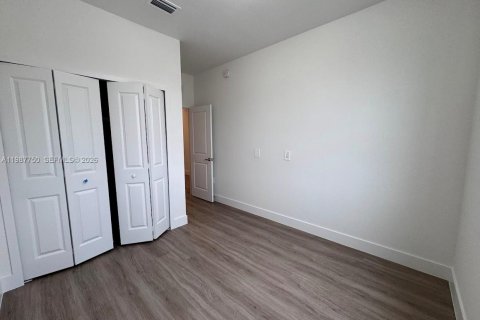 Adosado en alquiler en Homestead, Florida, 3 dormitorios, 174.75 m2 № 2050633 - foto 10