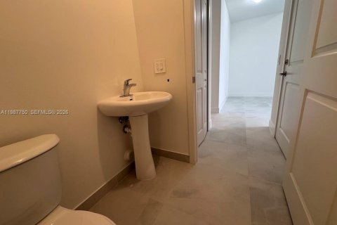 Adosado en alquiler en Homestead, Florida, 3 dormitorios, 174.75 m2 № 2050633 - foto 27