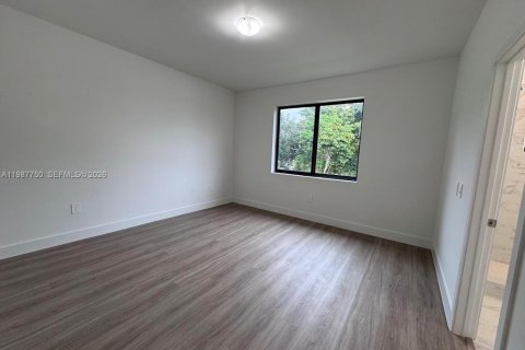 Adosado en alquiler en Homestead, Florida, 3 dormitorios, 174.75 m2 № 2050633 - foto 15