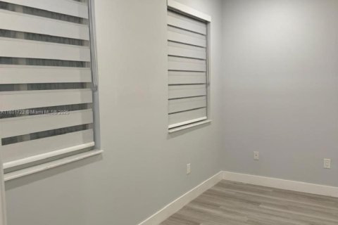 Touwnhouse à vendre à Doral, Floride: 4 chambres, 221.01 m2 № 1691948 - photo 26