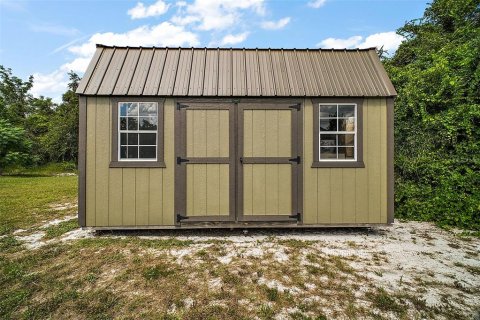 House in Eustis, Florida 3 bedrooms, 125.42 sq.m. № 1884449 - photo 19