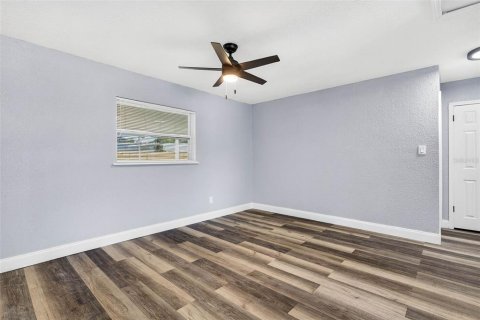 Casa en venta en Saint Petersburg, Florida, 3 dormitorios, 159.42 m2 № 1854429 - foto 30